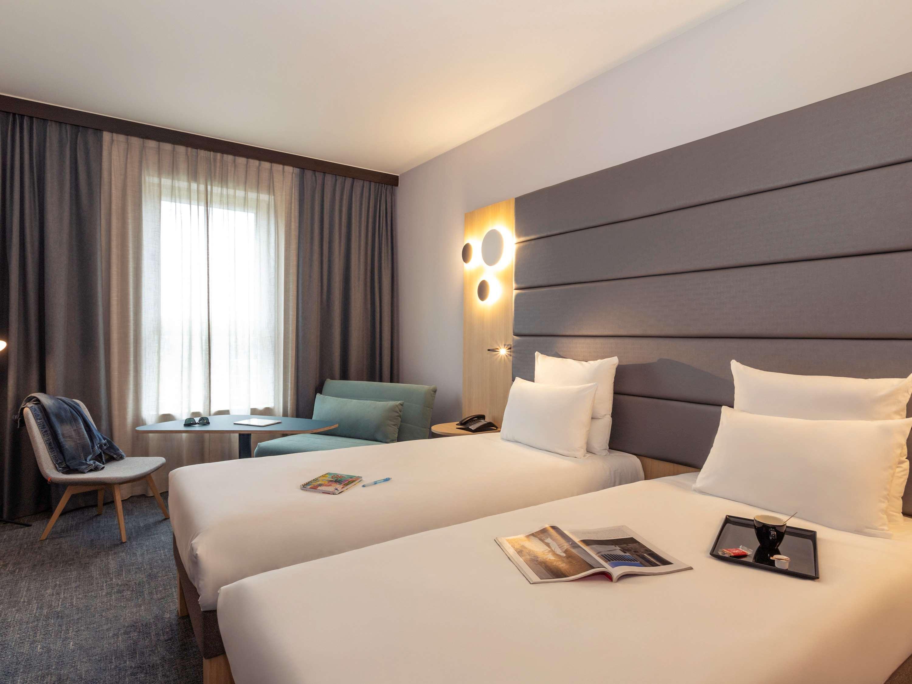 Novotel Brussels Centre Midi Saint-Gilles Екстериор снимка