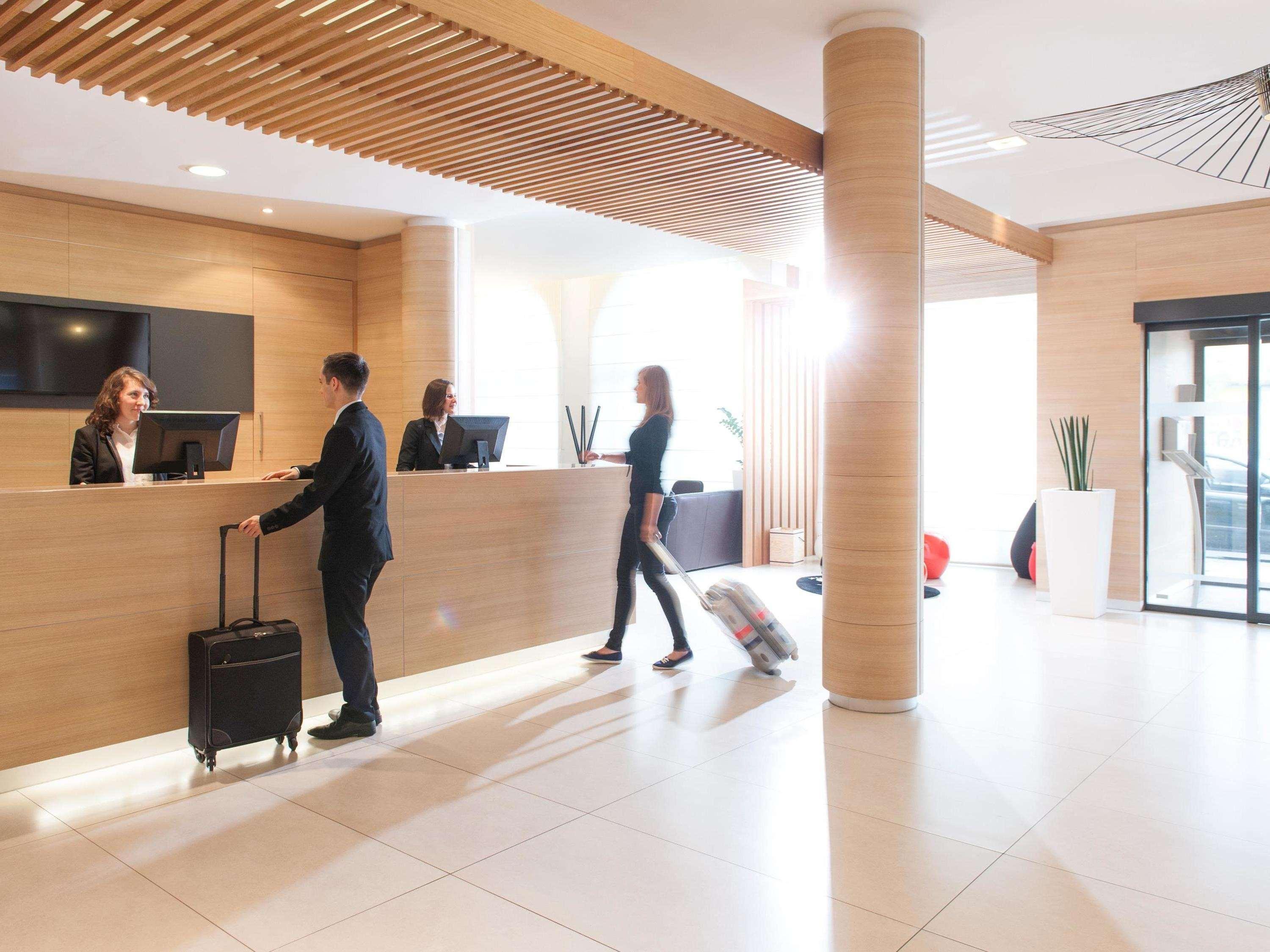 Novotel Brussels Centre Midi Saint-Gilles Екстериор снимка