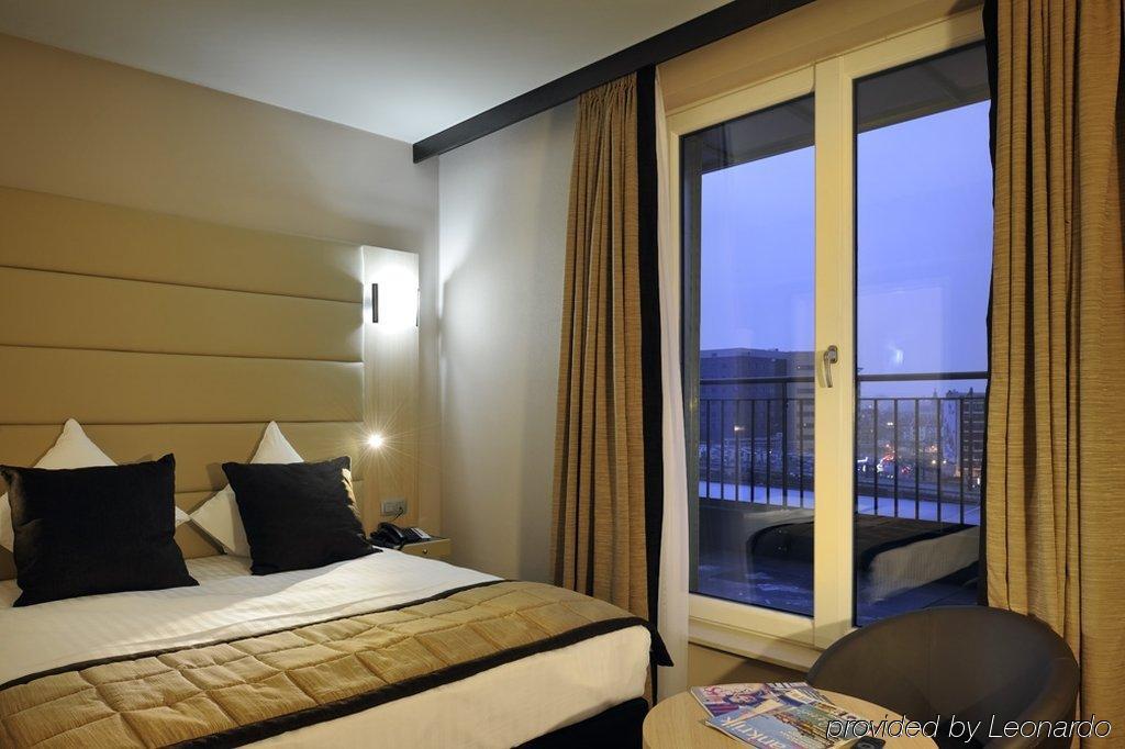 Novotel Brussels Centre Midi Saint-Gilles Стая снимка