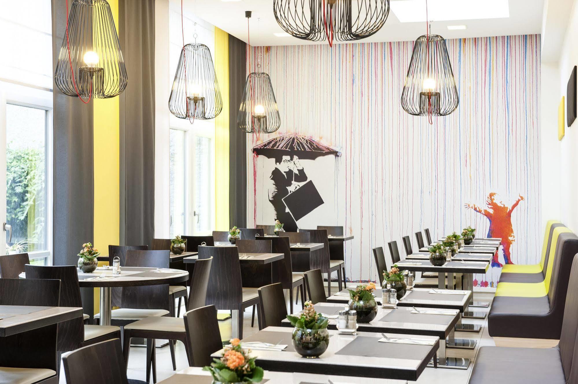 Novotel Brussels Centre Midi Saint-Gilles Екстериор снимка