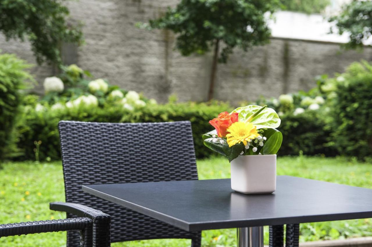 Novotel Brussels Centre Midi Saint-Gilles Екстериор снимка