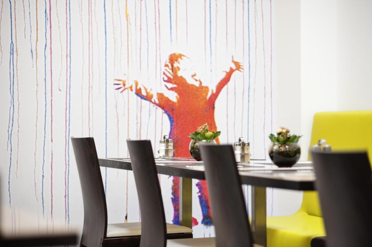 Novotel Brussels Centre Midi Saint-Gilles Екстериор снимка